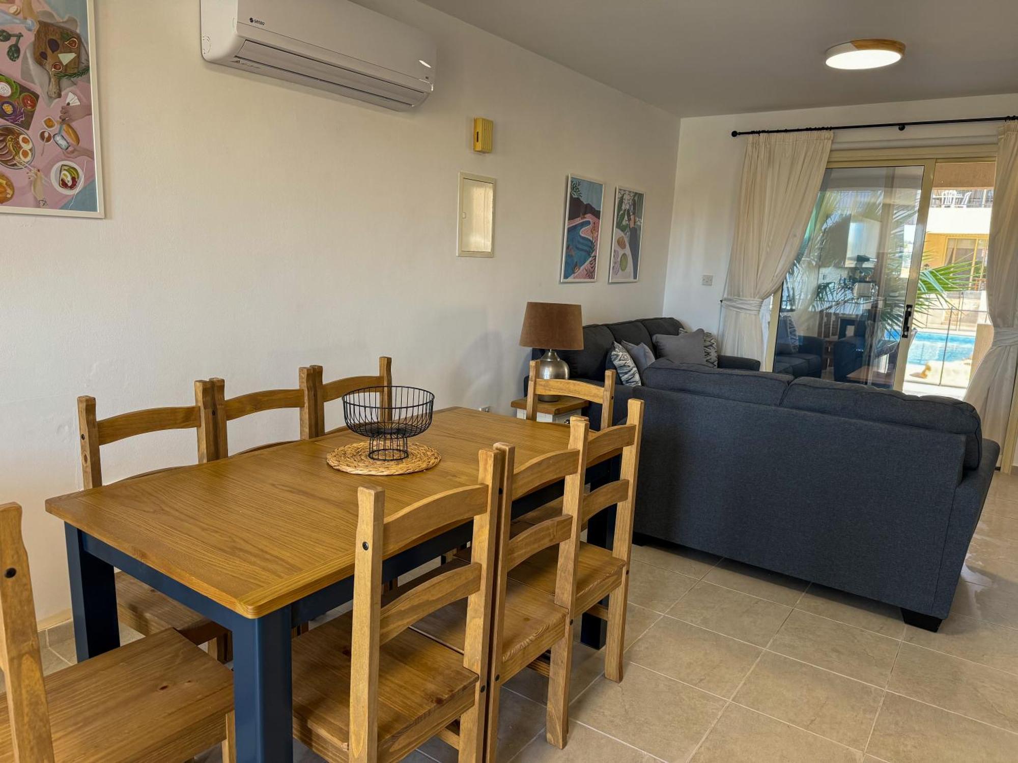 Ferienwohnung Royal-Seacrest Oasis, Pool-Side Paphos Exterior foto